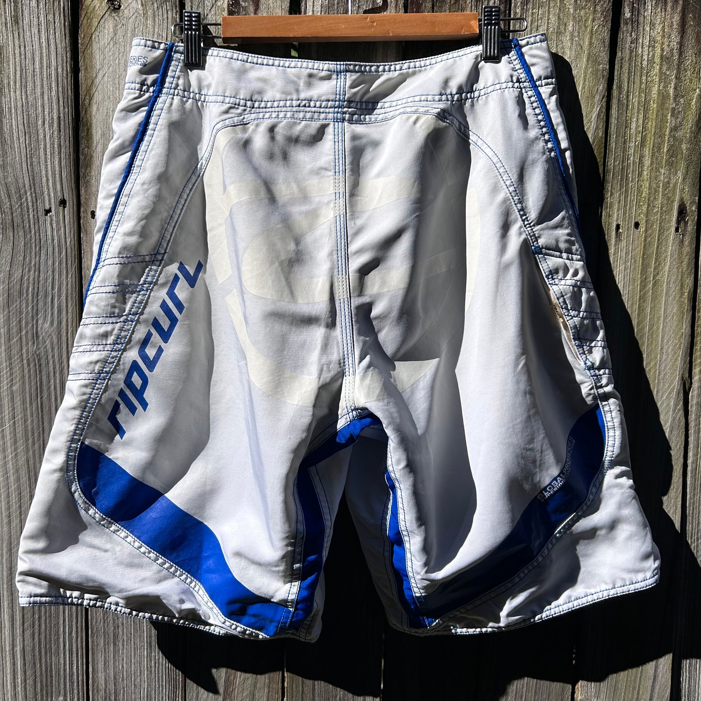Y2K RipCurl boardshorts W32’