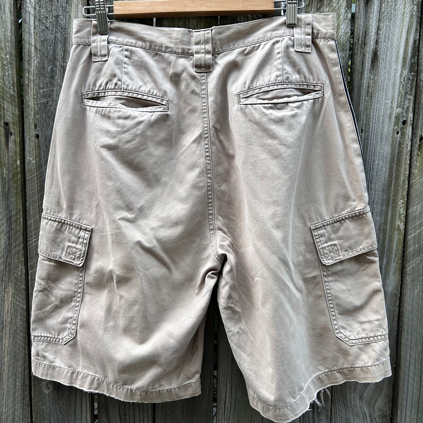 Vintage Quiksilver jorts W32’