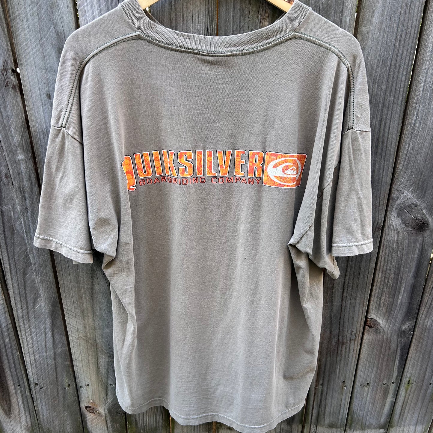 Quiksilver T-shirt, Brown
