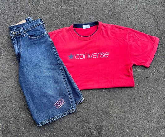 Converse T-shirt / Billabong jorts bundle