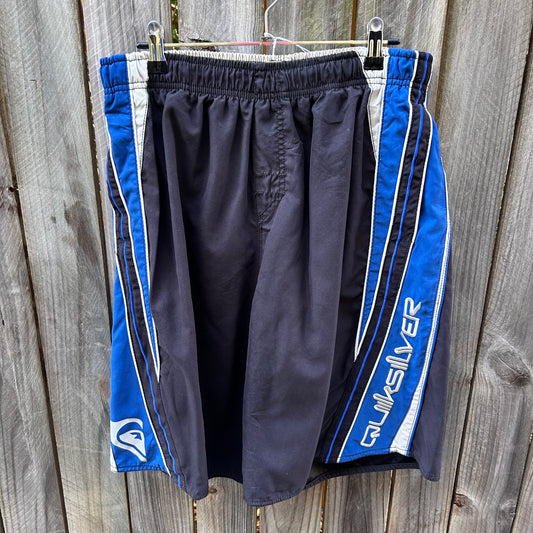 Quiksilver Boardshorts - Y2K W32’