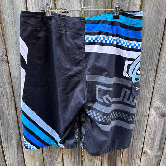 Quiksilver Boardshorts - Y2K W36’