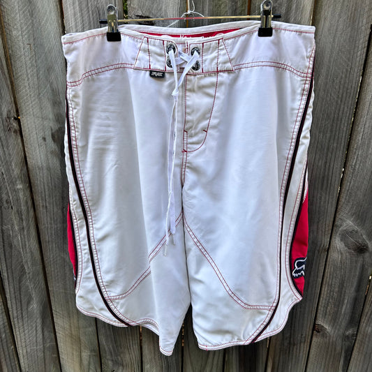Fox Boardshorts - Y2K W34’